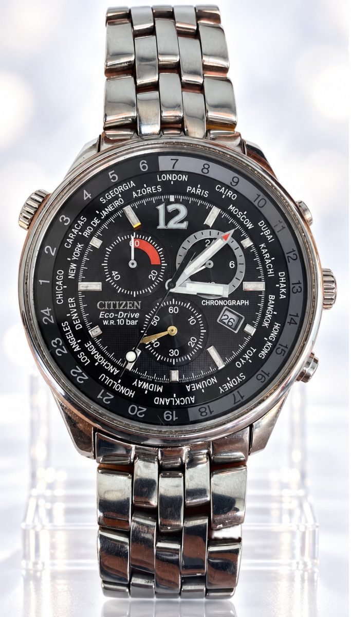Citizen Eco-Drive World Chronograph · esfera negra